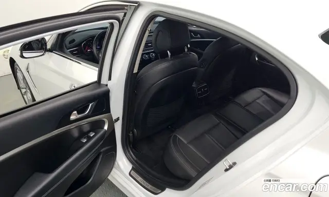 Genesis G70 2019 2.2 автомат (гидро), миниатюра 11