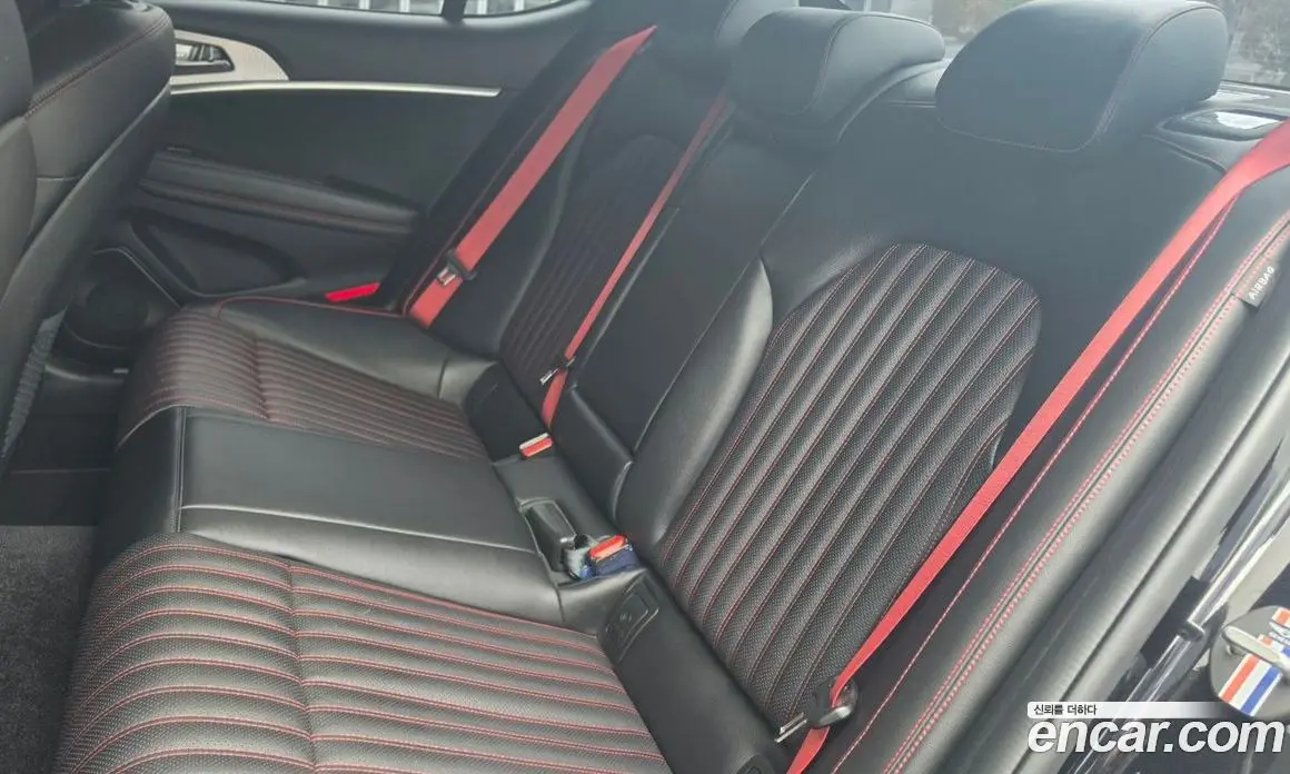 Genesis G70 2022 3.3 автомат (гидро), фото 9 Genesis G70 2022 3.3 автомат (гидро), фото 9