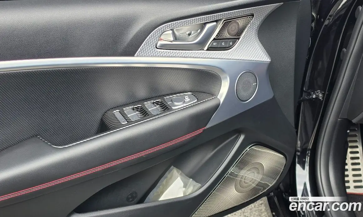 Genesis G70 2022 3.3 автомат (гидро), фото 10 Genesis G70 2022 3.3 автомат (гидро), фото 10