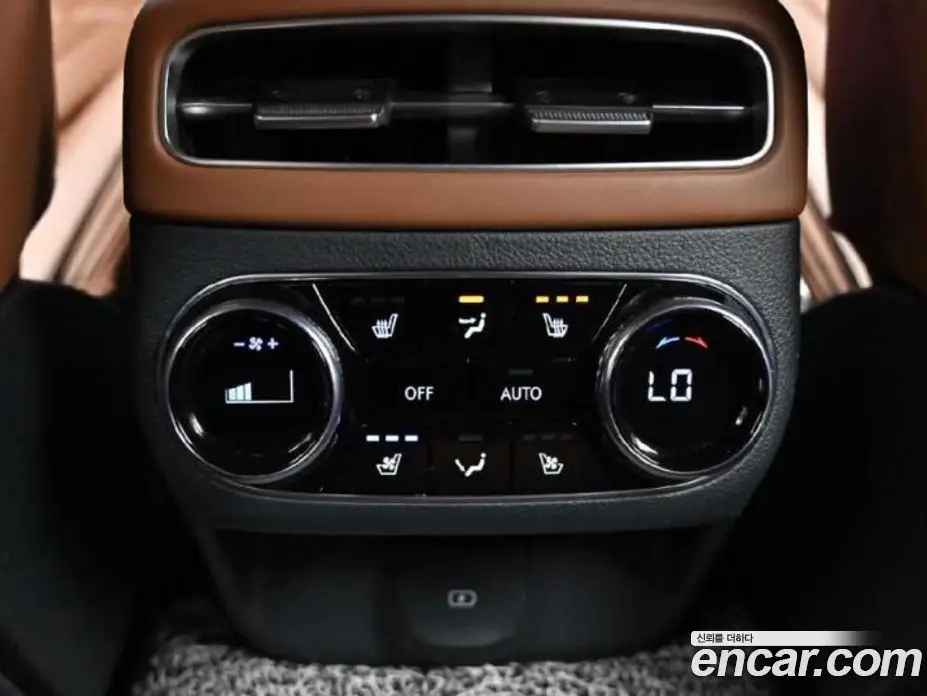Genesis GV70 2021 2.5 автомат (гидро), фото 16