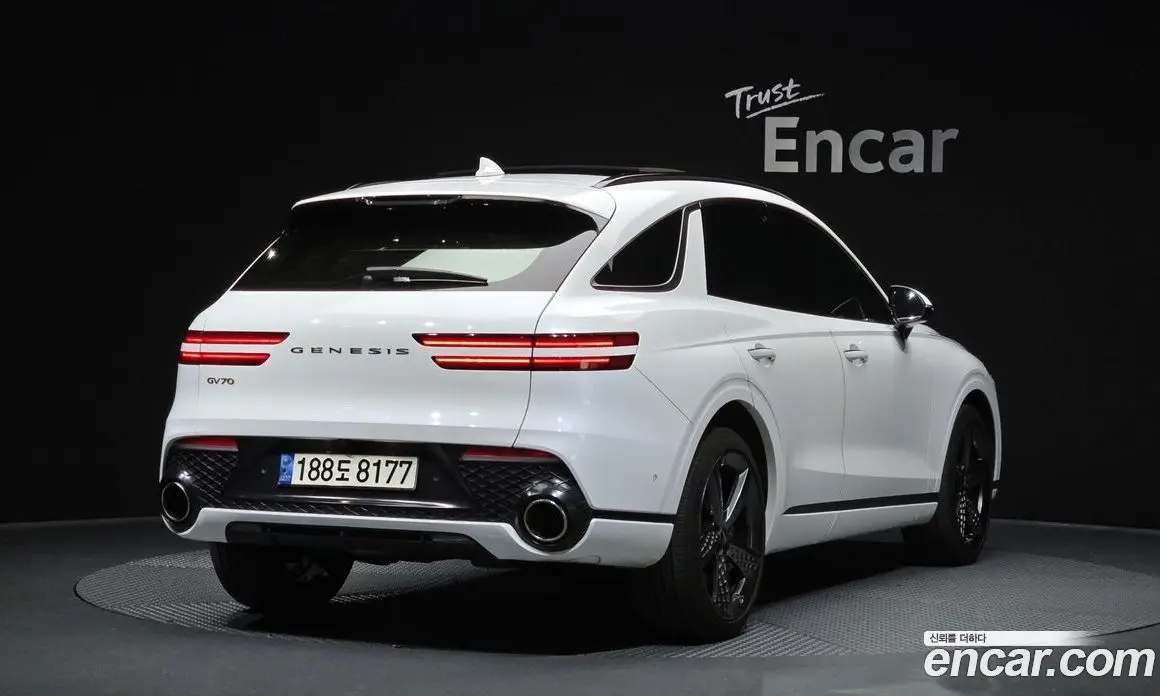 Genesis GV70 2021 2.5 автомат (гидро), фото 2 Genesis GV70 2021 2.5 автомат (гидро), фото 2