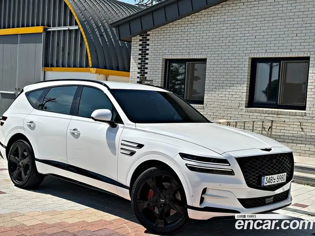 Genesis GV80, 2022, 66 861 км