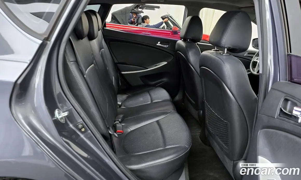 Hyundai Accent 2011 1.6 автомат (гидро), фото 12