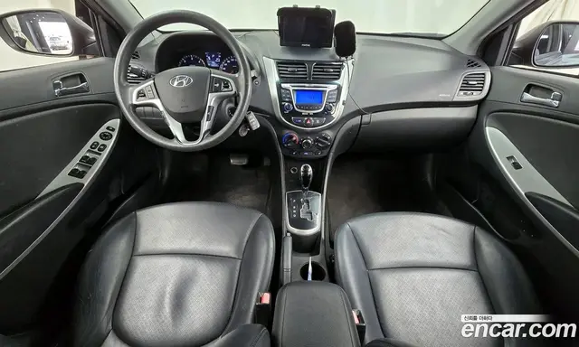 Hyundai Accent 2011 1.6 автомат (гидро), миниатюра 7
