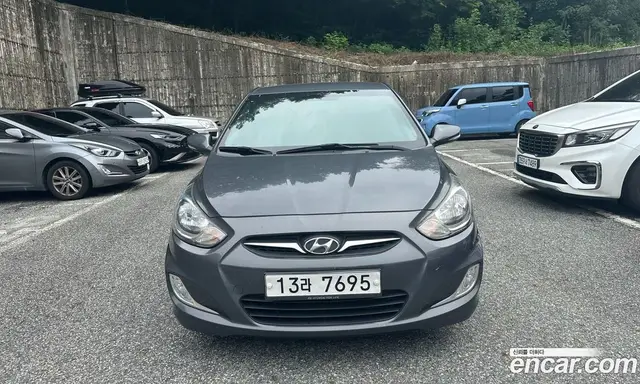 Hyundai Accent, 2012, 216 076 км