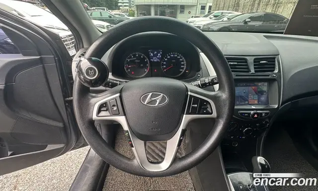 Hyundai Accent 2012 1.4 автомат (гидро), миниатюра 12