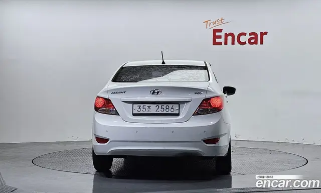 Hyundai Accent 2013 1.6 автомат (гидро), миниатюра 4 Hyundai Accent 2013 1.6 автомат (гидро), миниатюра 4