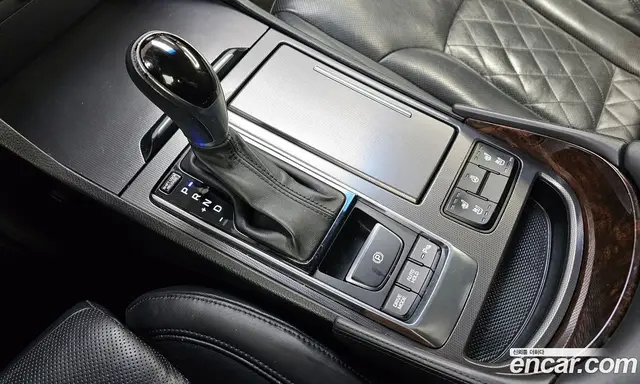 Hyundai Aslan 2014 3.3 автомат (гидро), миниатюра 9