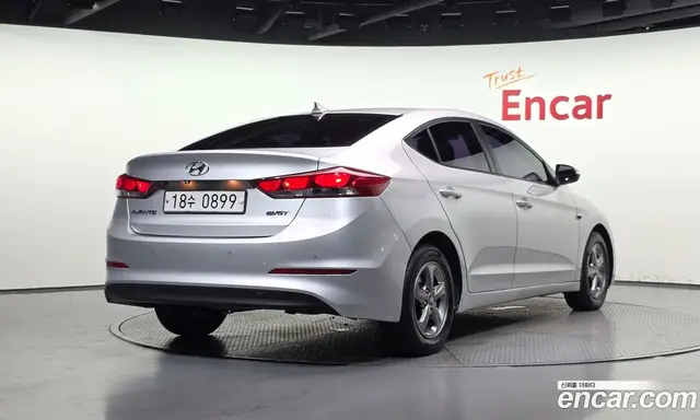 Hyundai Avante 2015 1.6 автомат (гидро), миниатюра 2