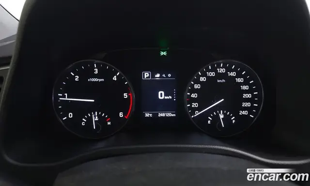 Hyundai Avante 2015 1.6 автомат (гидро), миниатюра 8