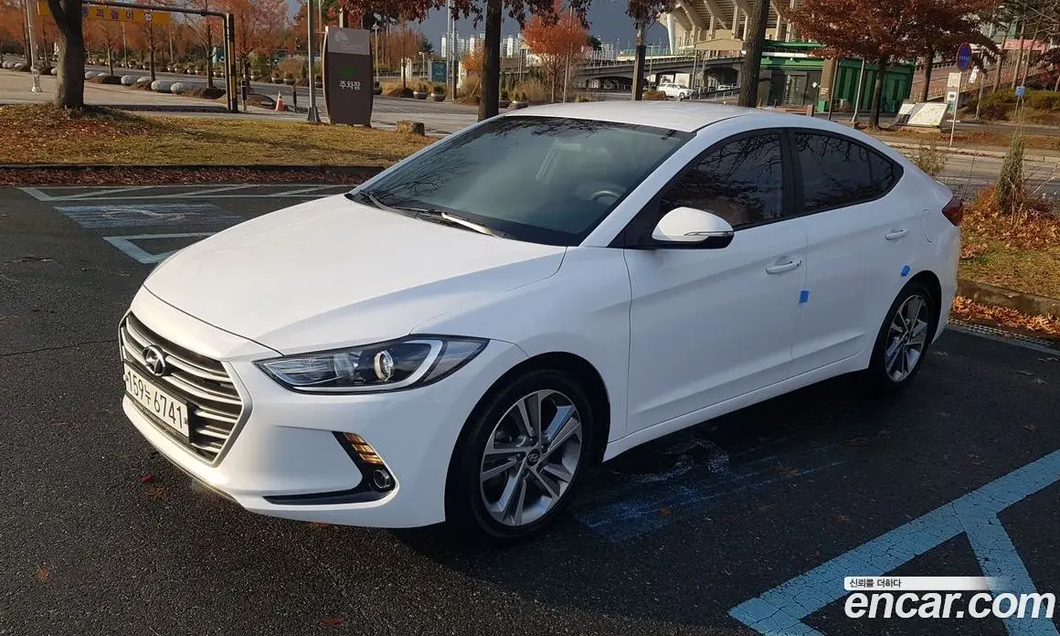 Hyundai Avante 2018 1.6 автомат (гидро), фото 1 Hyundai Avante 2018 1.6 автомат (гидро), фото 1