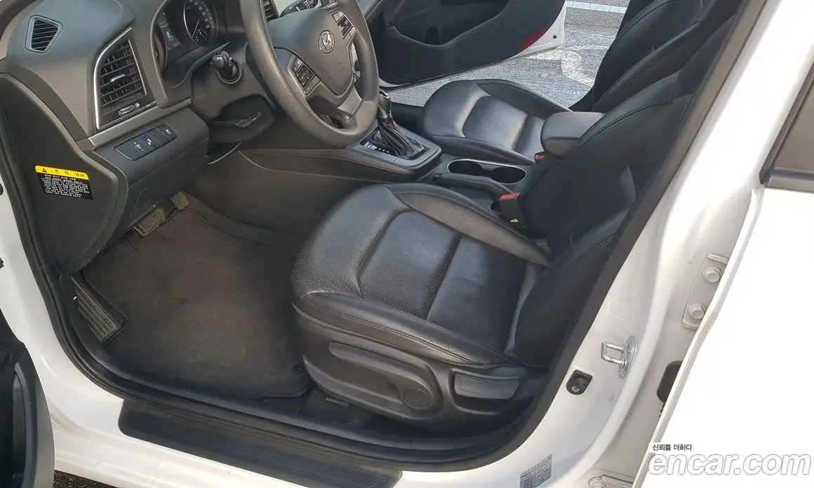 Hyundai Avante 2018 1.6 автомат (гидро), фото 10 Hyundai Avante 2018 1.6 автомат (гидро), фото 10