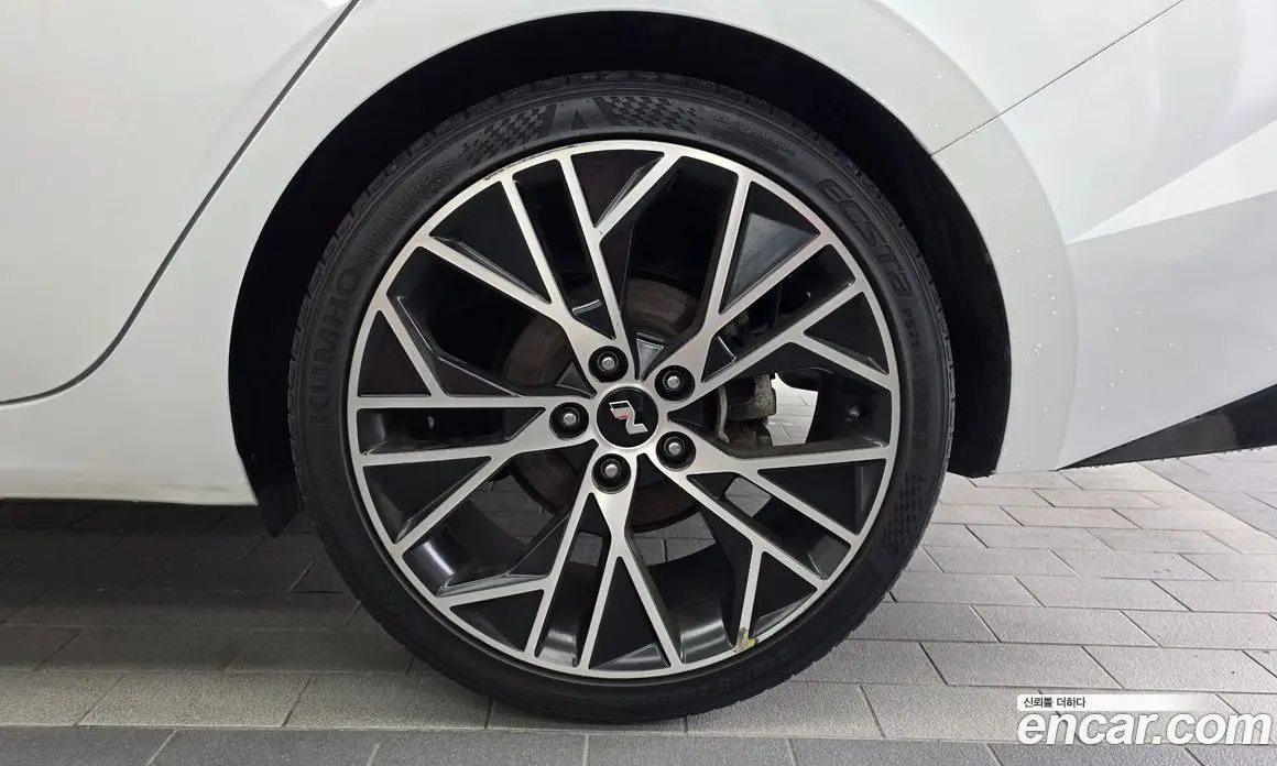 Hyundai Avante 2021 1.6 автомат (гидро), фото 6