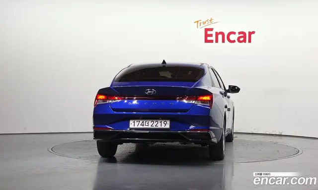 Hyundai Avante 2021 1.6 автомат (гидро), миниатюра 4
