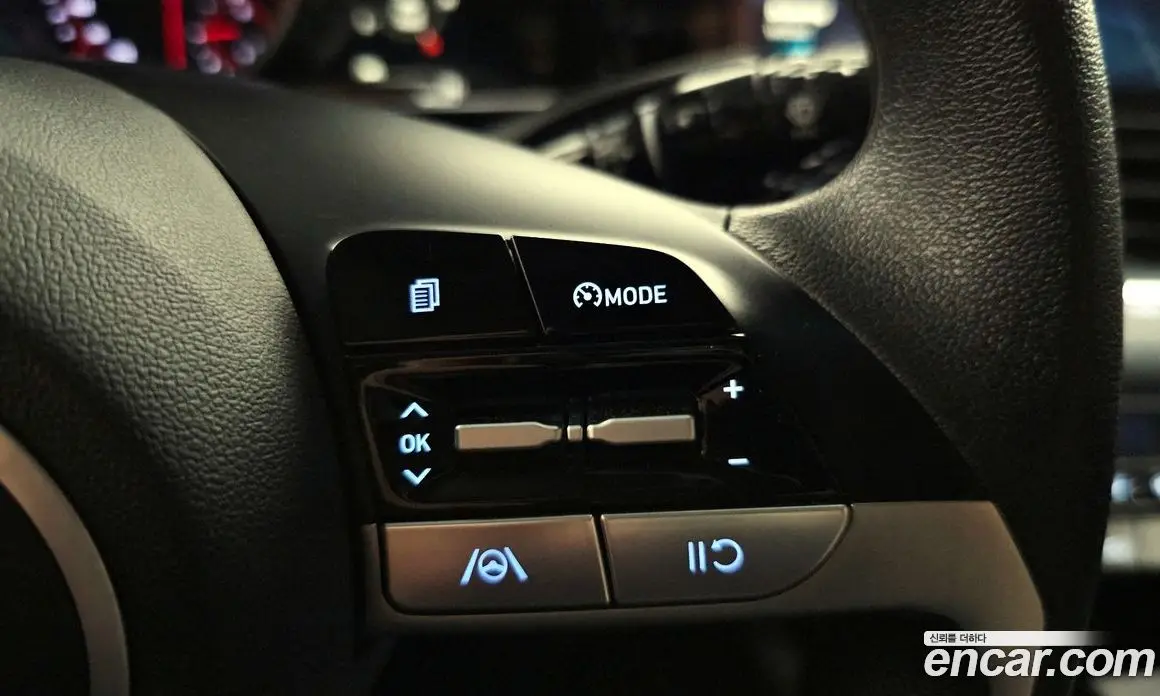Hyundai Avante 2022 1.6 автомат (гидро), фото 17