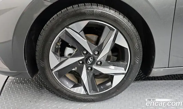 Hyundai Avante 2022 1.6 автомат (гидро), миниатюра 5