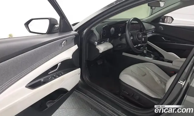 Hyundai Avante 2022 1.6 автомат (гидро), миниатюра 12