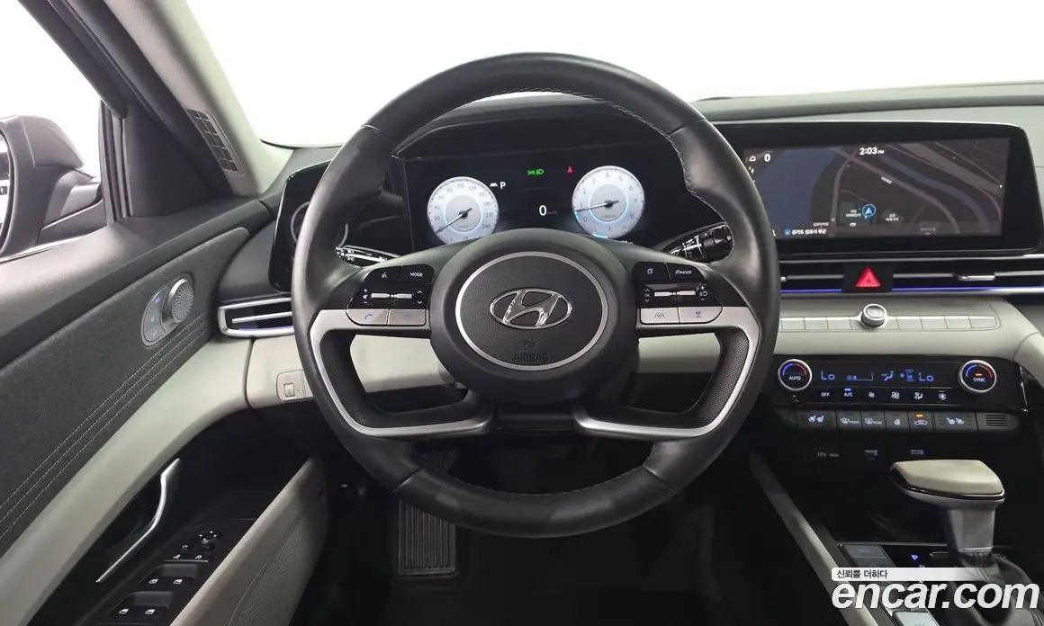 Hyundai Avante 2022 1.6 автомат (гидро), фото 17