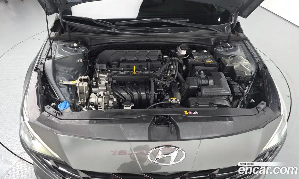 Hyundai Avante 2022 1.6 автомат (гидро), фото 5