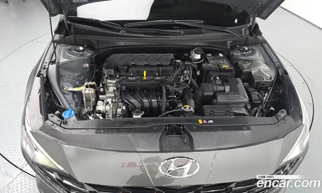 Hyundai Avante 2022 1.6 автомат (гидро), миниатюра 5
