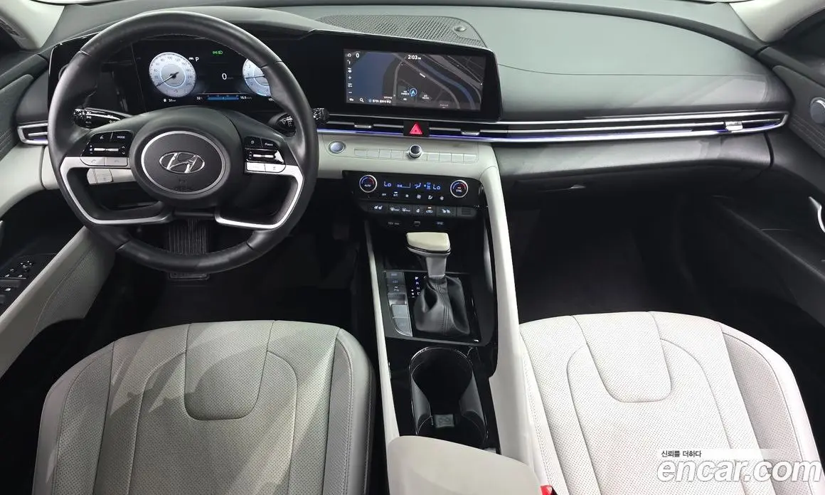 Hyundai Avante 2022 1.6 автомат (гидро), фото 9
