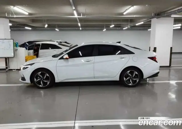 Hyundai Avante 2022 1.6 автомат (гидро), миниатюра 5 Hyundai Avante 2022 1.6 автомат (гидро), миниатюра 5