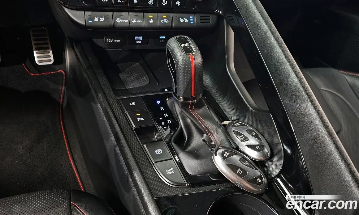 Hyundai Avante 2023 1.6 автомат (гидро), фото 12