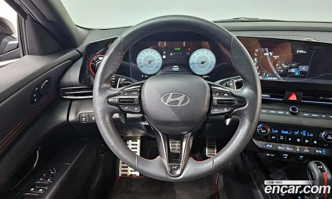 Hyundai Avante 2023 1.6 автомат (гидро), фото 18