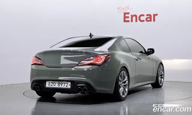 Hyundai Genesis 2012 3.8 автомат (гидро), миниатюра 2