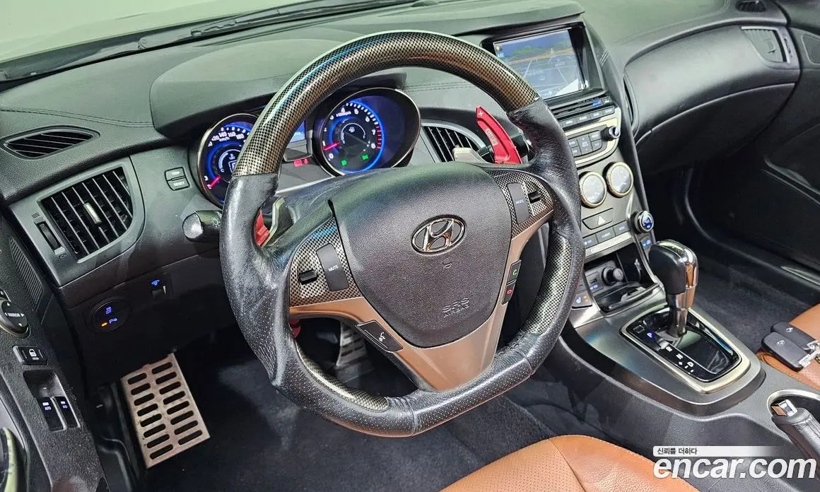 Hyundai Genesis 2012 3.8 автомат (гидро), фото 11