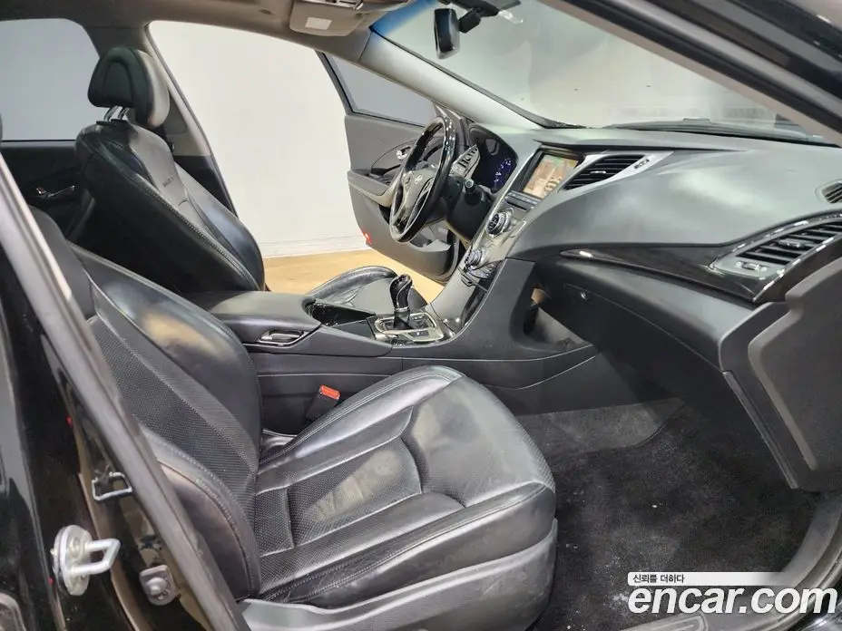Hyundai Grandeur 2011 2.4 автомат (гидро), фото 15 Hyundai Grandeur 2011 2.4 автомат (гидро), фото 15