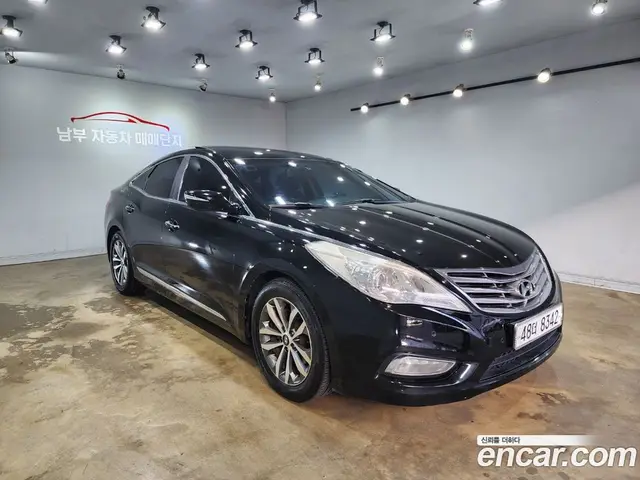 Hyundai Grandeur 2011 2.4 автомат (гидро), миниатюра 3 Hyundai Grandeur 2011 2.4 автомат (гидро), миниатюра 3