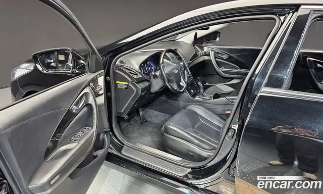 Hyundai Grandeur 2014 2.4 автомат (гидро), миниатюра 11 Hyundai Grandeur 2014 2.4 автомат (гидро), миниатюра 11