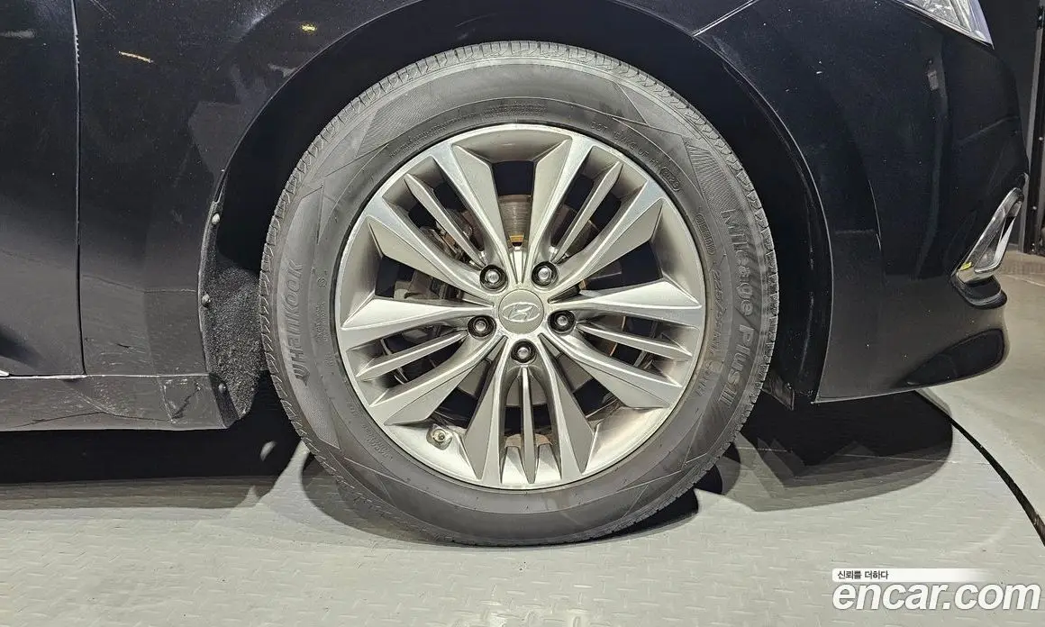 Hyundai Grandeur 2014 2.4 автомат (гидро), фото 5 Hyundai Grandeur 2014 2.4 автомат (гидро), фото 5