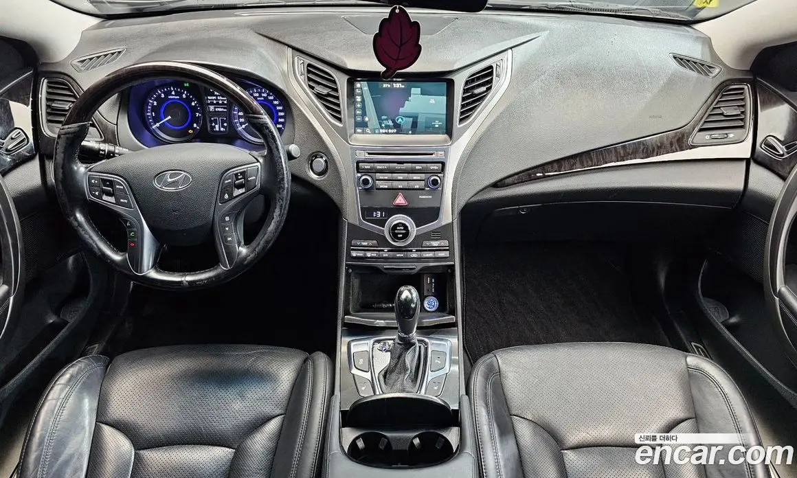 Hyundai Grandeur 2014 2.4 автомат (гидро), фото 7 Hyundai Grandeur 2014 2.4 автомат (гидро), фото 7