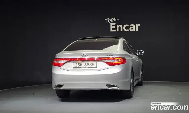 Hyundai Grandeur 2014 3.0 автомат (гидро), миниатюра 4 Hyundai Grandeur 2014 3.0 автомат (гидро), миниатюра 4