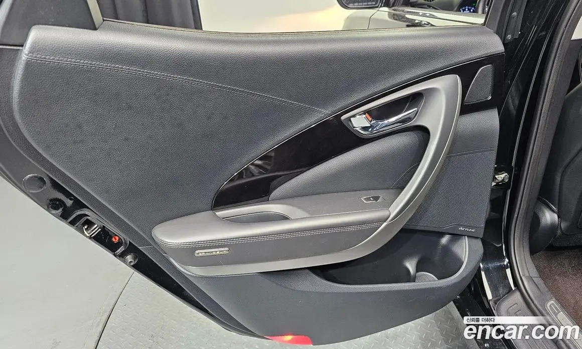 Hyundai Grandeur 2014 3.0 автомат (гидро), фото 15