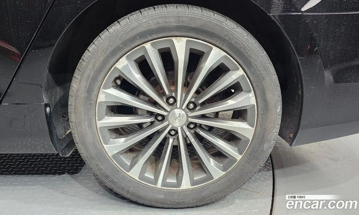 Hyundai Grandeur 2014 3.0 автомат (гидро), фото 7