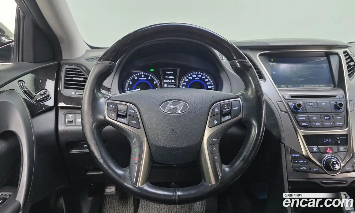 Hyundai Grandeur 2014 3.0 автомат (гидро), фото 14 Hyundai Grandeur 2014 3.0 автомат (гидро), фото 14