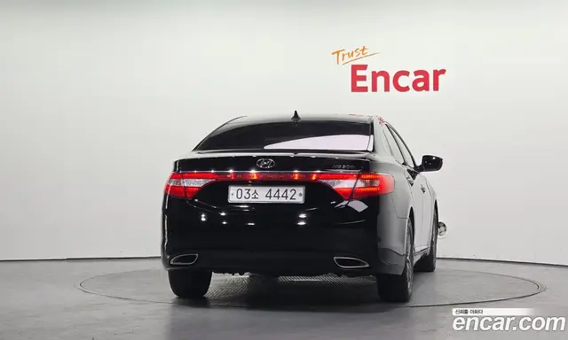 Hyundai Grandeur 2014 3.0 автомат (гидро), миниатюра 4 Hyundai Grandeur 2014 3.0 автомат (гидро), миниатюра 4