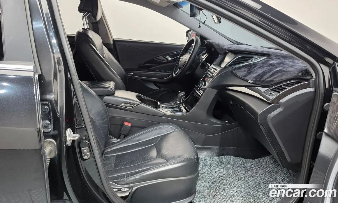 Hyundai Grandeur 2015 3.0 автомат (гидро), фото 11 Hyundai Grandeur 2015 3.0 автомат (гидро), фото 11