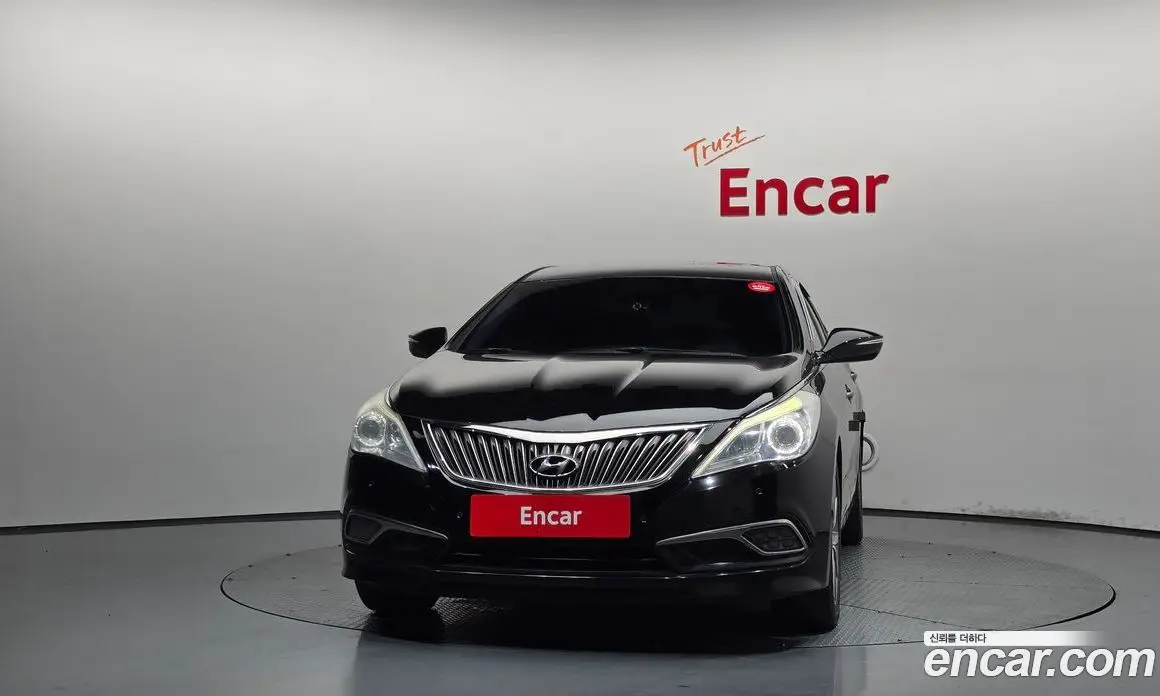 Hyundai Grandeur 2015 3.0 автомат (гидро), фото 3 Hyundai Grandeur 2015 3.0 автомат (гидро), фото 3