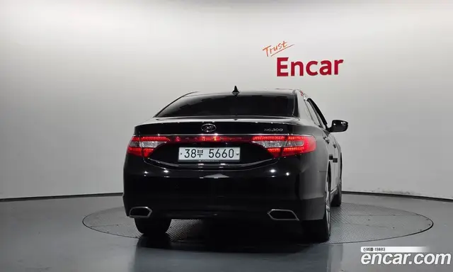 Hyundai Grandeur 2015 3.0 автомат (гидро), миниатюра 4 Hyundai Grandeur 2015 3.0 автомат (гидро), миниатюра 4