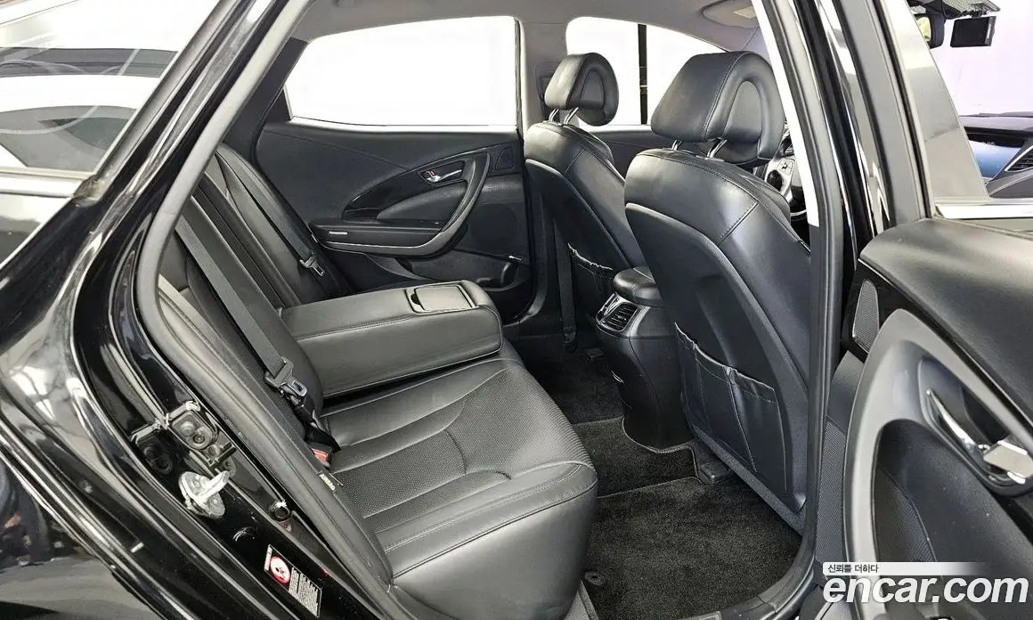 Hyundai Grandeur 2016 2.4 автомат (гидро), фото 12 Hyundai Grandeur 2016 2.4 автомат (гидро), фото 12
