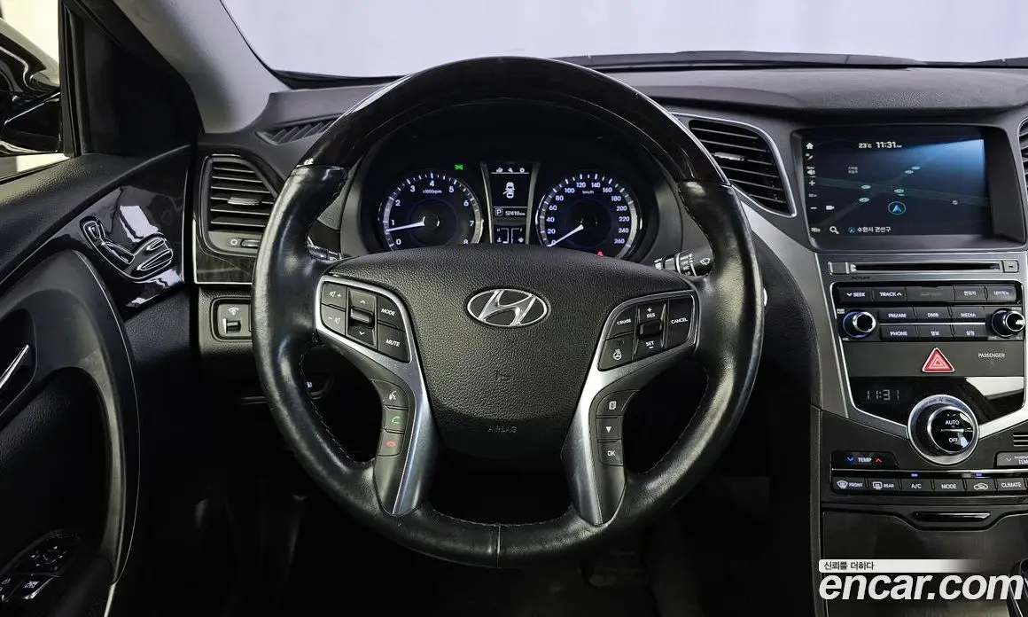 Hyundai Grandeur 2016 2.4 автомат (гидро), фото 13 Hyundai Grandeur 2016 2.4 автомат (гидро), фото 13