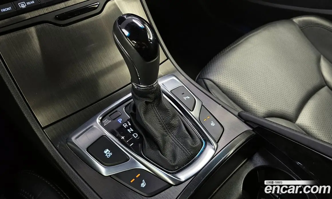 Hyundai Grandeur 2016 2.4 автомат (гидро), фото 9 Hyundai Grandeur 2016 2.4 автомат (гидро), фото 9