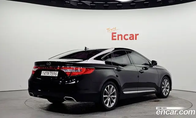 Hyundai Grandeur 2016 3.0 автомат (гидро), миниатюра 2