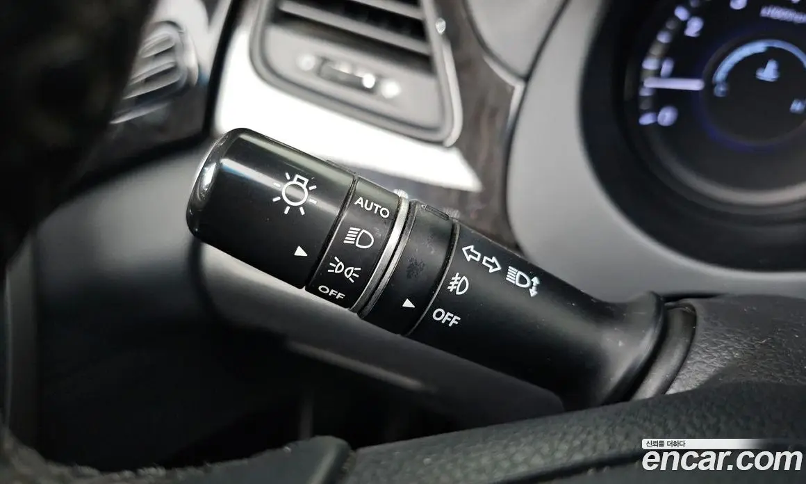 Hyundai Grandeur 2016 3.0 автомат (гидро), фото 16
