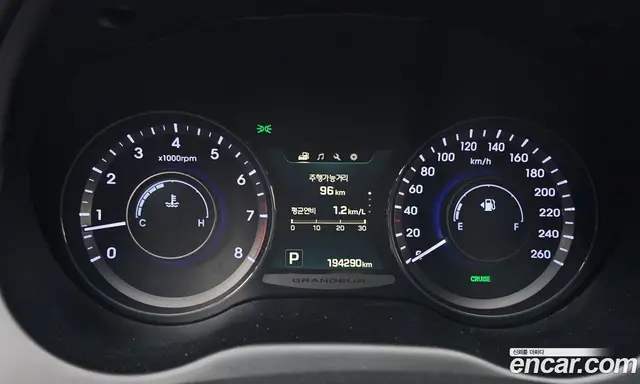 Hyundai Grandeur 2016 3.0 автомат (гидро), миниатюра 8