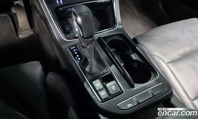 Hyundai Grandeur 2017 3.0 автомат (гидро), миниатюра 12
